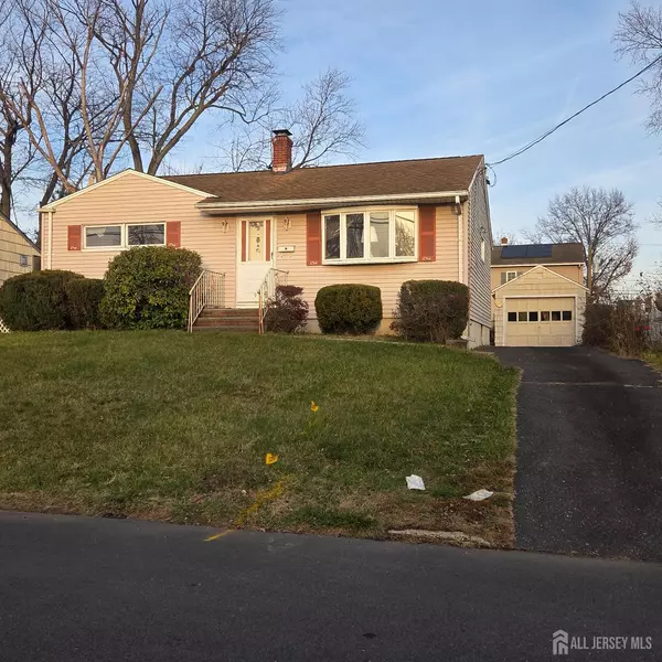 9 Gates PL, Edison, NJ 08817