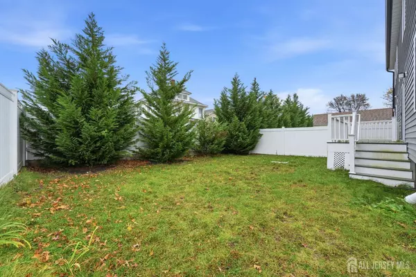 Woodbridge Proper, NJ 07095,15 Rector AVE