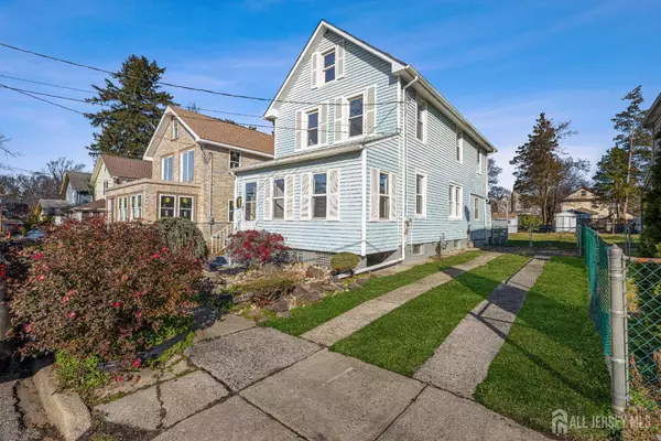 Freehold, NJ 07728,21 Henry ST