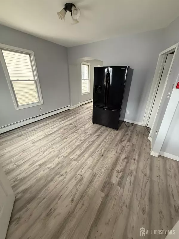 Perth Amboy, NJ 08861,80 1st ST