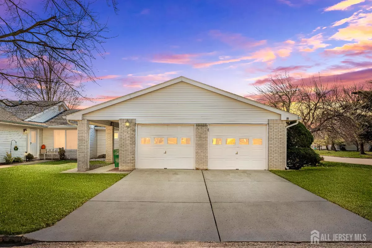 Monroe, NJ 08831,801 Pompton RD #B