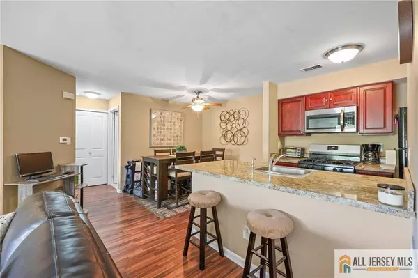 East Brunswick, NJ 08816,147 Longfield CT #147