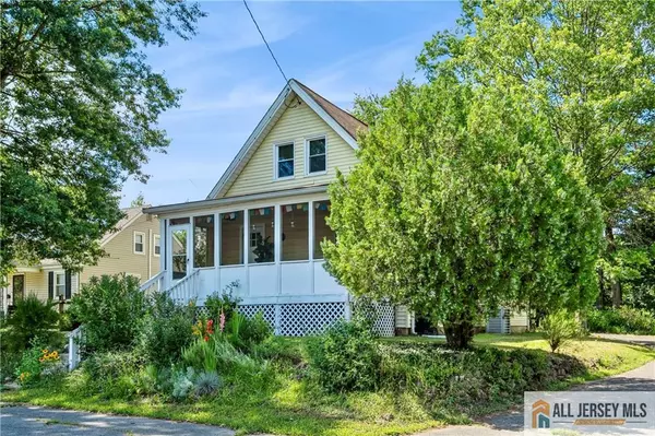 Middlesex, NJ 08846,4 Woodrow ST