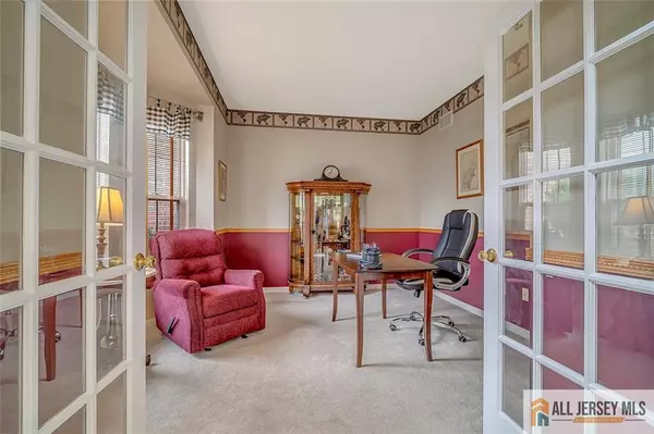 South River, NJ 08882,33 Monticello WAY