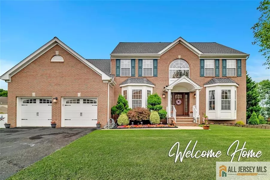 33 Monticello WAY, South River, NJ 08882