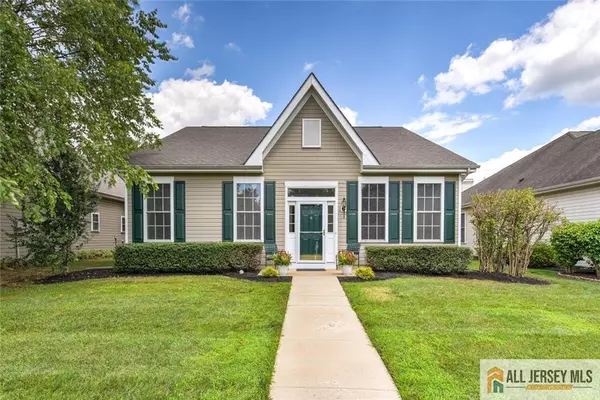 5 Trowbridge LN, Cranbury, NJ 08512