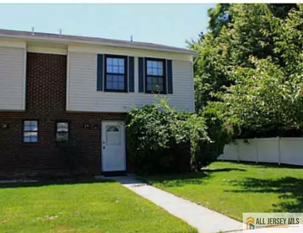 25 Driscoll CT, North Brunswick, NJ 08902