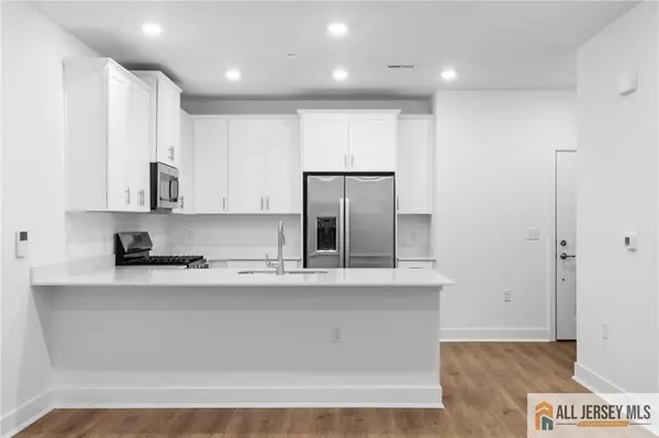 Monroe, NJ 08831,28311 Radford CT #2829