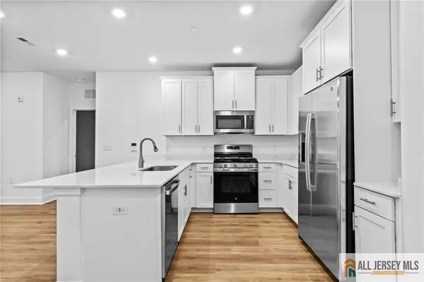 Monroe, NJ 08831,28311 Radford CT #2829