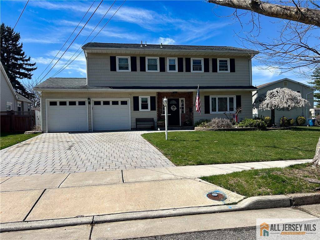 30 Briscoe TER, Hazlet, NJ 07730
