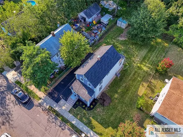South River, NJ 08882,23 Kathryn ST