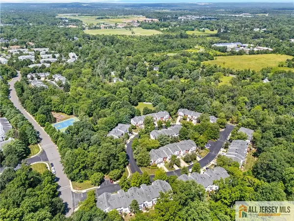 Montgomery, NJ 08540,28 Garfield WAY