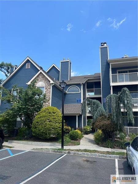 112 Longfield CT #112, East Brunswick, NJ 08816