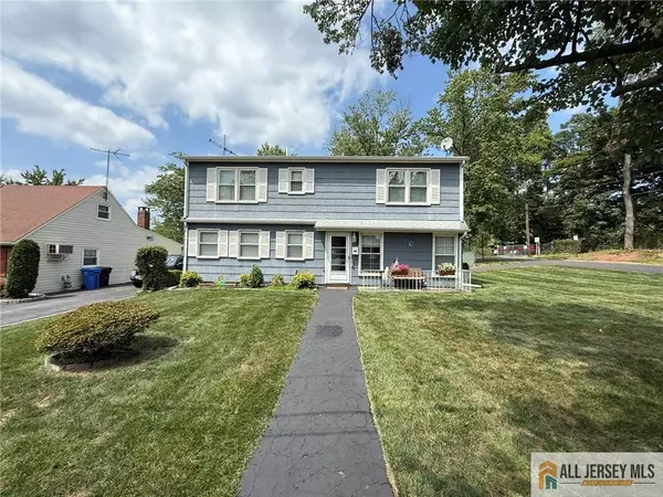 75 W Henry PL, Iselin, NJ 08830