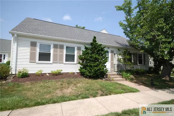 Monroe, NJ 08831,511 Sutton WAY #511C