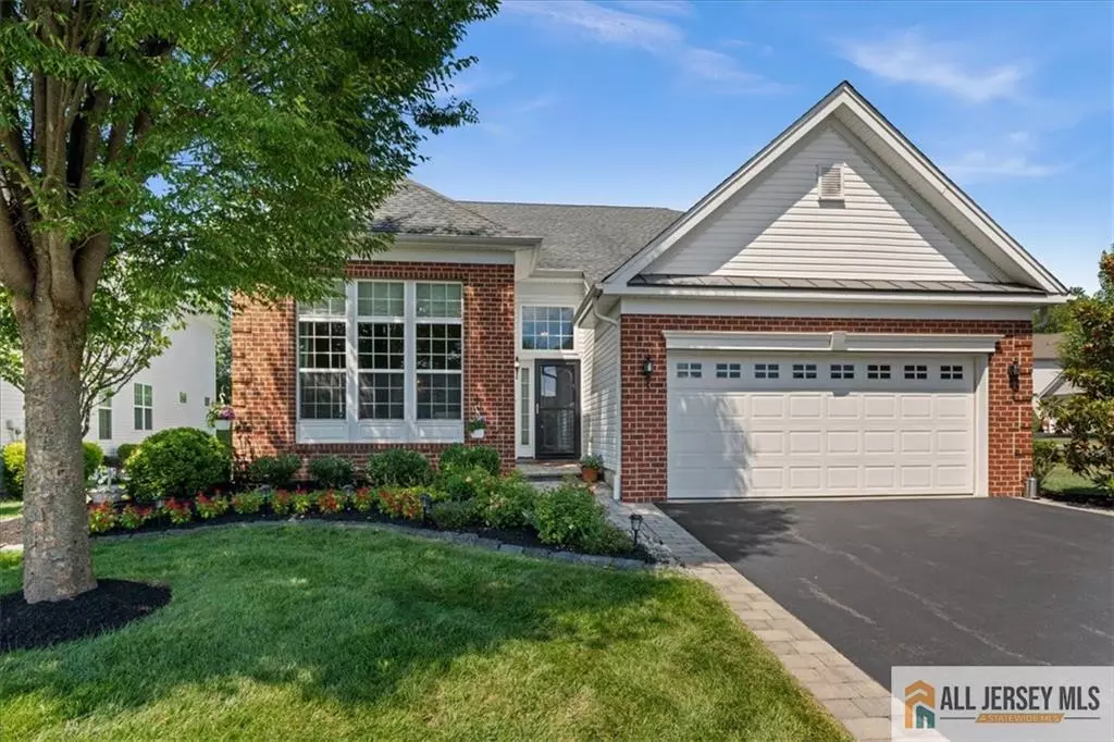 South Brunswick, NJ 08824,2 Hardwick DR