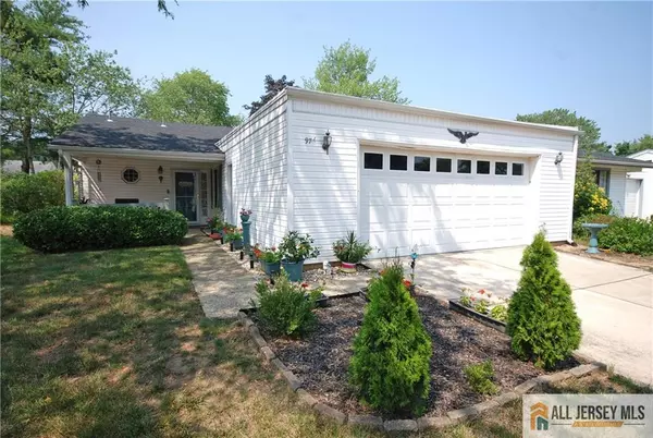 97 Salix PLZ #97A, Monroe, NJ 08831