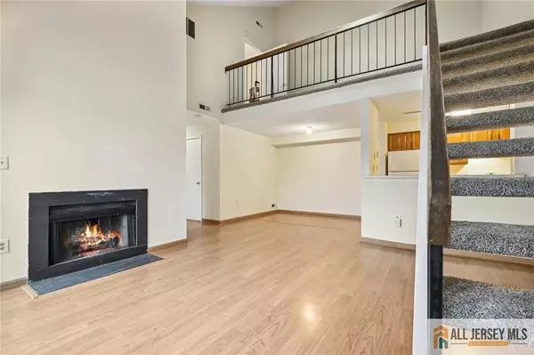 Plainsboro, NJ 08536,1607 Aspen DR