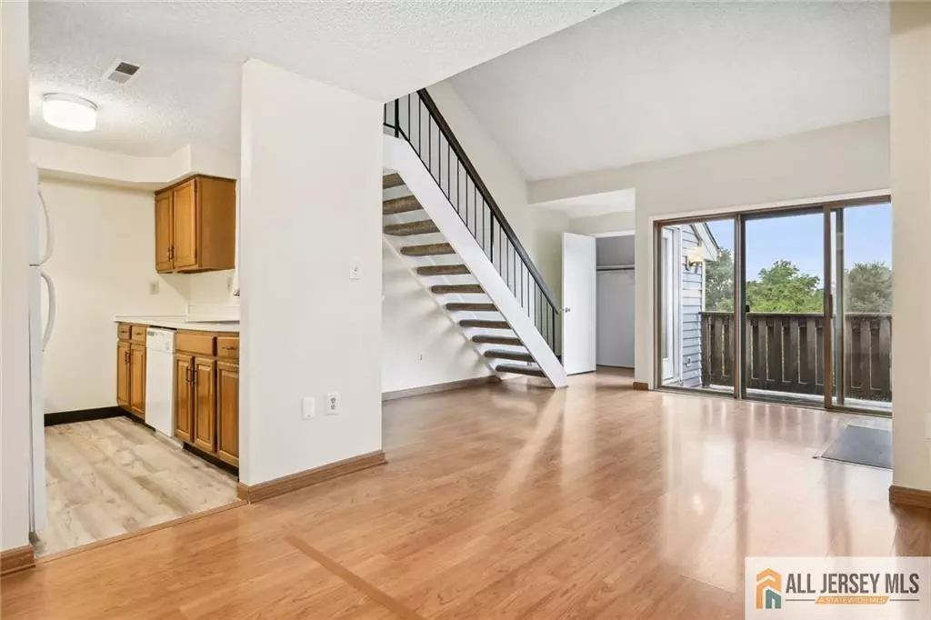 Plainsboro, NJ 08536,1607 Aspen DR