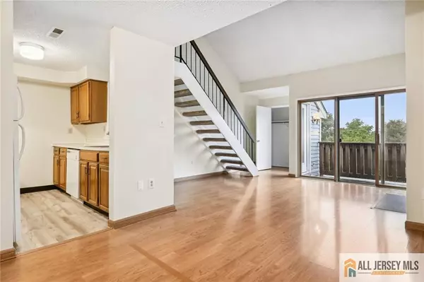 1607 Aspen DR, Plainsboro, NJ 08536