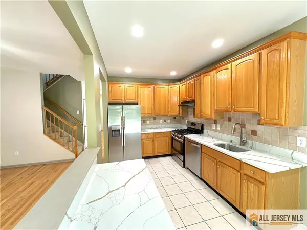 South Brunswick, NJ 08810,1905 Dahlia CIR