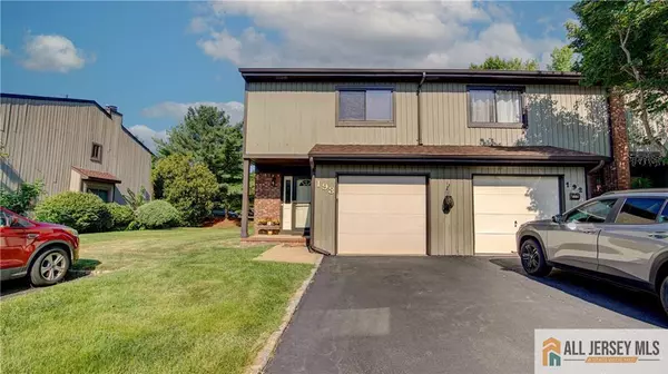 Old Bridge, NJ 07747,193 Heywood CT