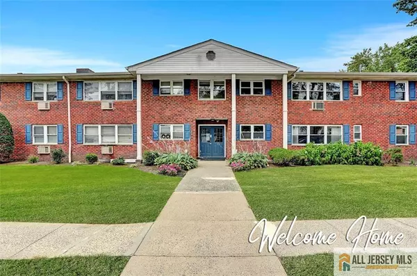 32 Woodedge AVE #3204, Edison, NJ 08817