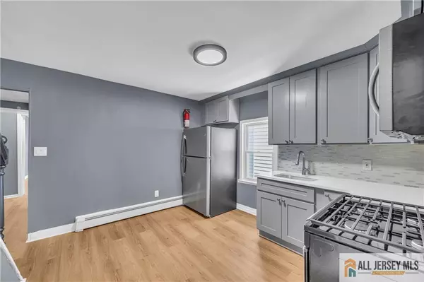 South River, NJ 08882,51 Levinson AVE
