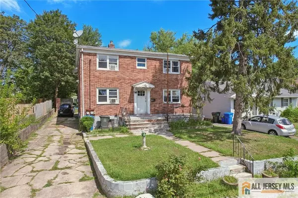 24 Maple RD, Iselin, NJ 08830