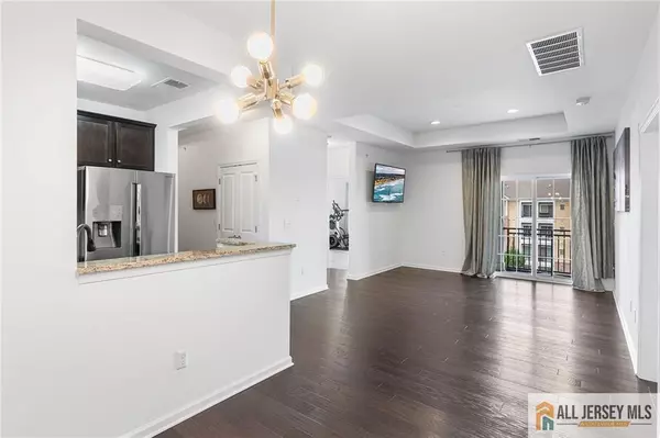 745 Strassle WAY, South Plainfield, NJ 07080