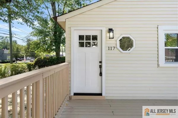 South Plainfield, NJ 07080,117 E Golf AVE