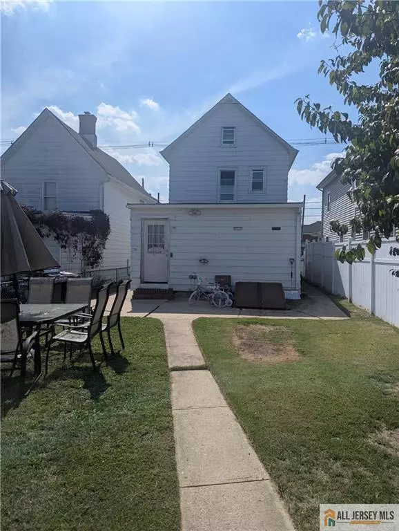 South River, NJ 08882,135 Whitehead AVE