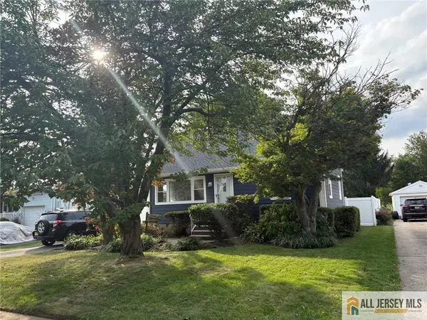 North Brunswick, NJ 08902,855 Newton ST