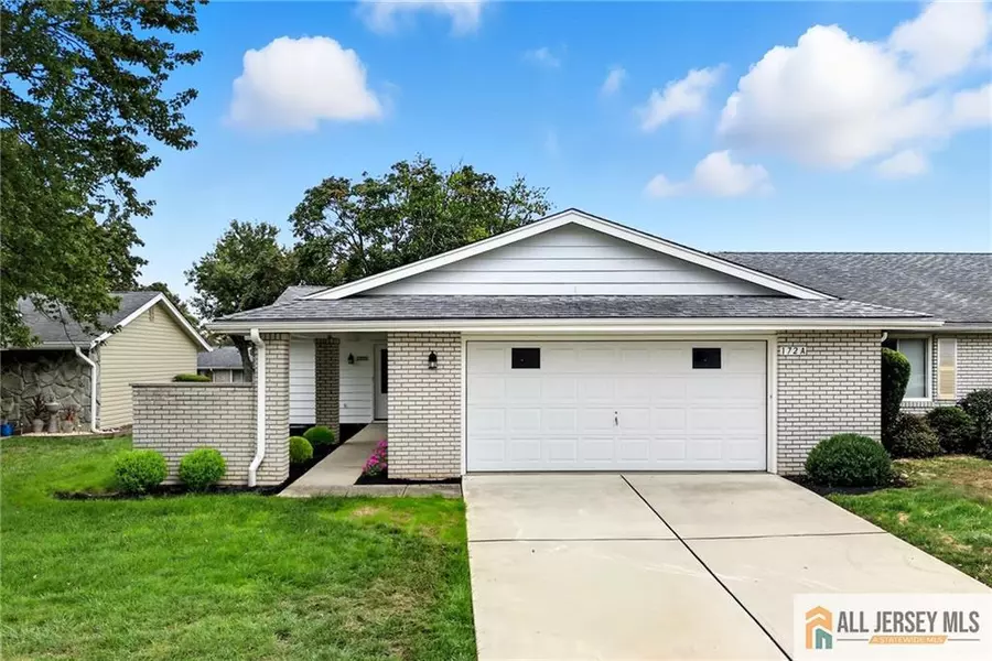 172 Warren RD #172A, Monroe, NJ 08831