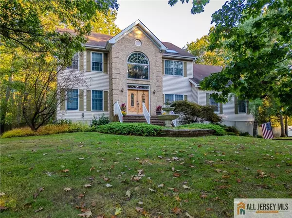 Monroe, NJ 08831,10 Dante RD