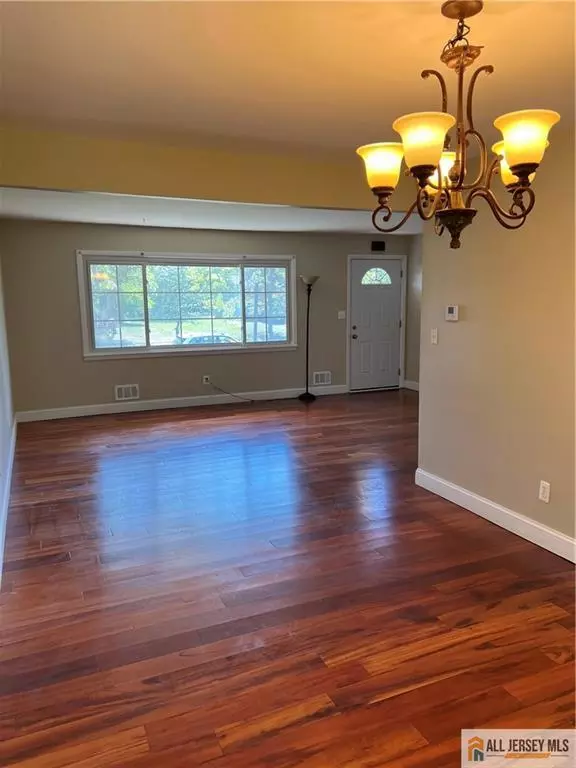 Piscataway, NJ 08854,400 Rivercrest DR