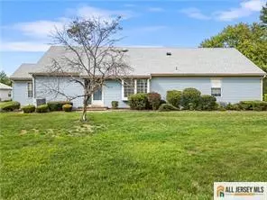 Monroe, NJ 08831,16 Alexander Hamilton CT #B