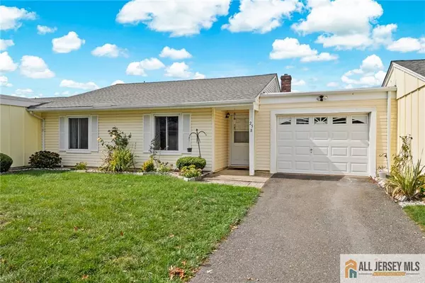 Monroe, NJ 08831,25 Pitman RD #B