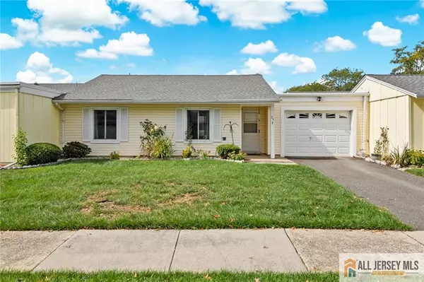 25 Pitman RD #B, Monroe, NJ 08831