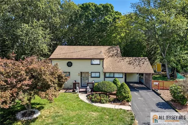 Old Bridge, NJ 08857,12 Grove LN