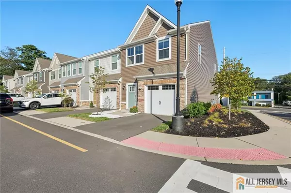 Aberdeen, NJ 07721,10 Athens WAY