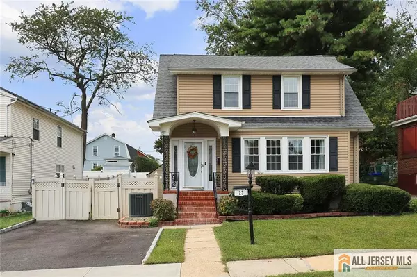 23 Edgegrove ST, Edison, NJ 08837