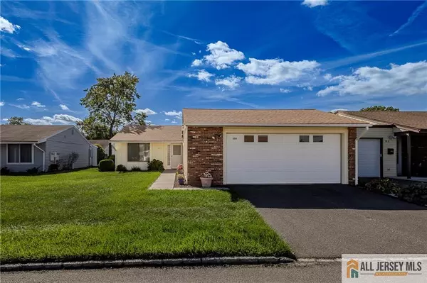 Monroe, NJ 08831,30 Larch PLZ #A