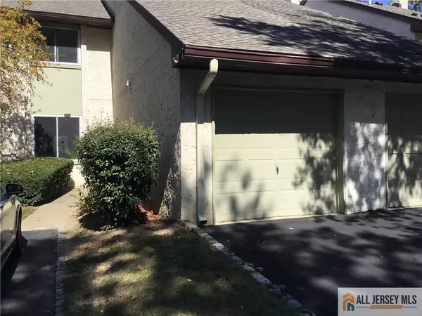 Plainsboro, NJ 08536,95 Thoreau DR