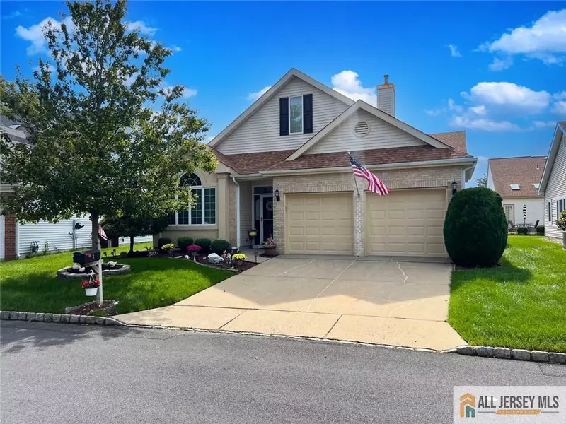 3 Westboro LN, Monroe, NJ 08831
