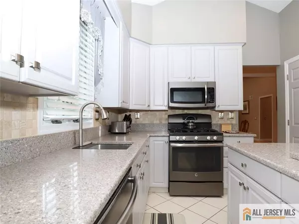 Monroe, NJ 08831,3 Westboro LN