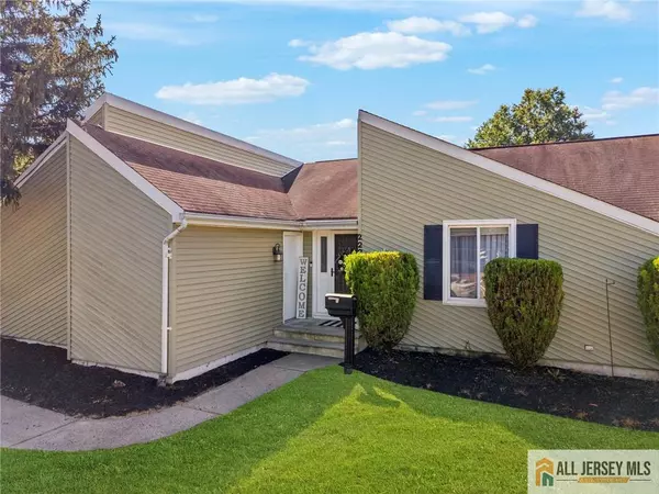 South Plainfield, NJ 07080,222 Oak Tree AVE