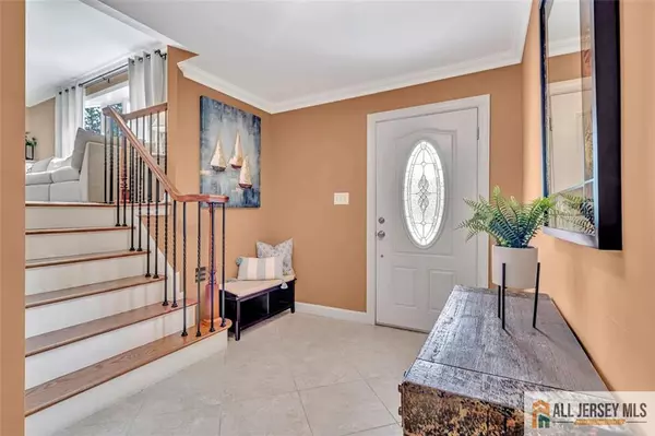 South Brunswick, NJ 08824,16 Barbara ST