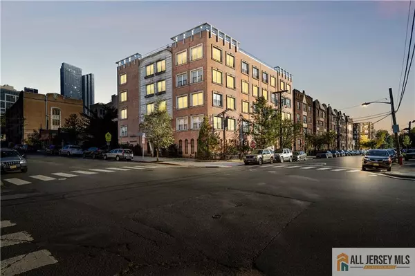 45 Broadway AVE #302, Jersey City, NJ 07306