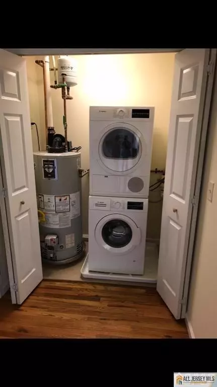 Sayreville, NJ 08872,95 Main 3d ST